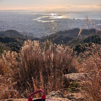 風吹岩で小休止😊