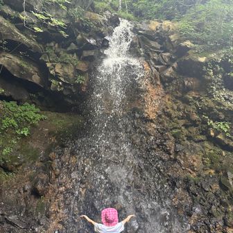 下山のご褒美
マイナスイオン✨
不動滝