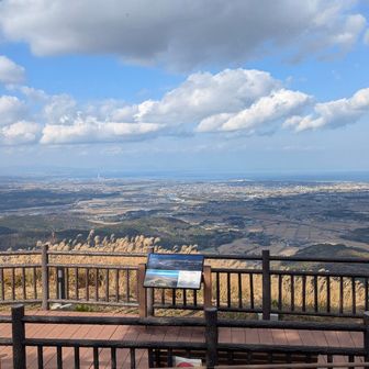 こちらですね〜✌

次回からは　車で来よう🚗（笑）