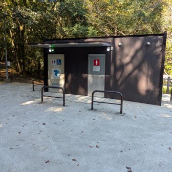 有田ダム登山口駐車場のトイレ🚾