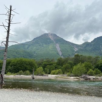 皆さんよく寄られるスポットですね