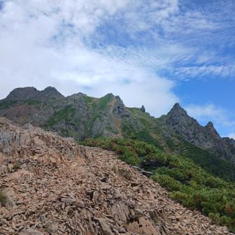 また格好いい赤岳