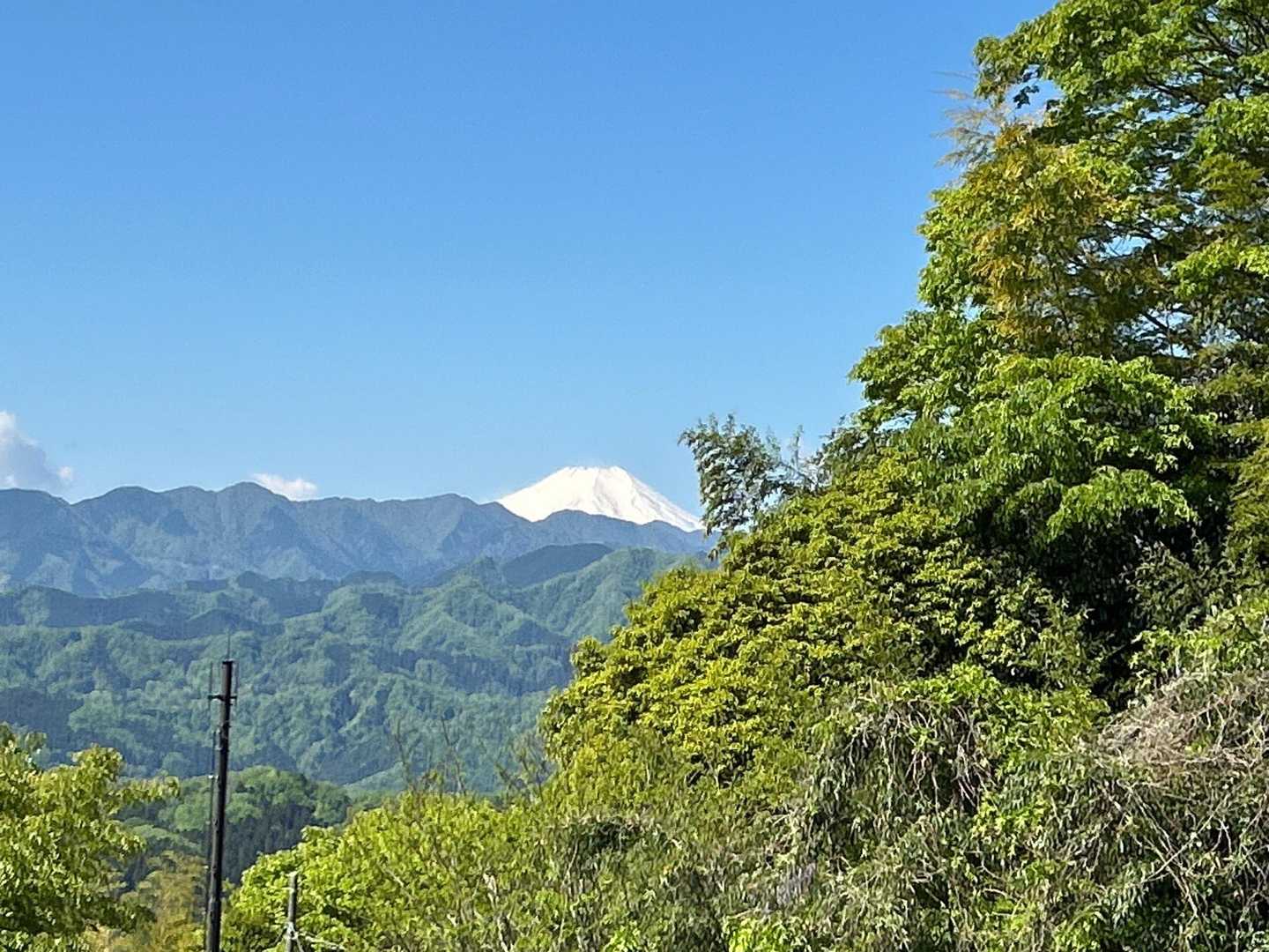 👀富士山の頭が見えました
くっきりですね😃