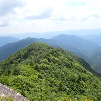 登岐山。すぐ近くだけど今回はパス