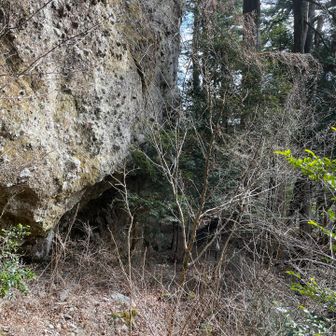 この先が田代岩屋