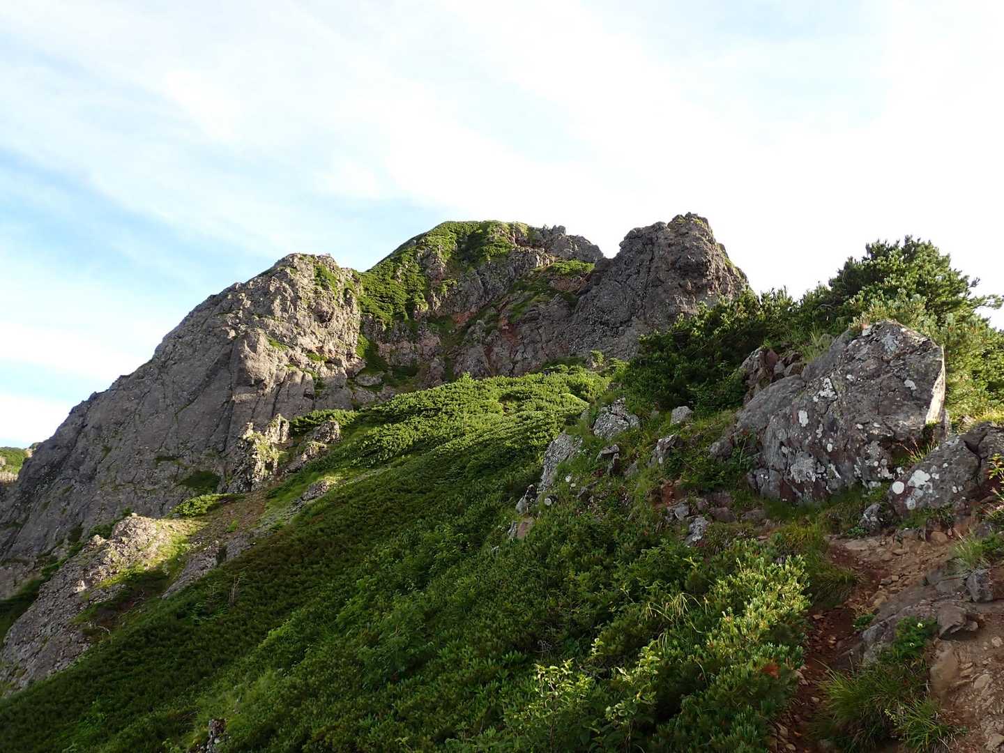 ルンゼを越えれば山頂までわずか
