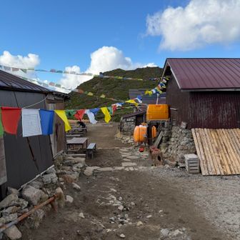 石室山荘、異国感あって素敵