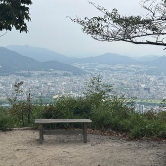 こっちが北側ね！