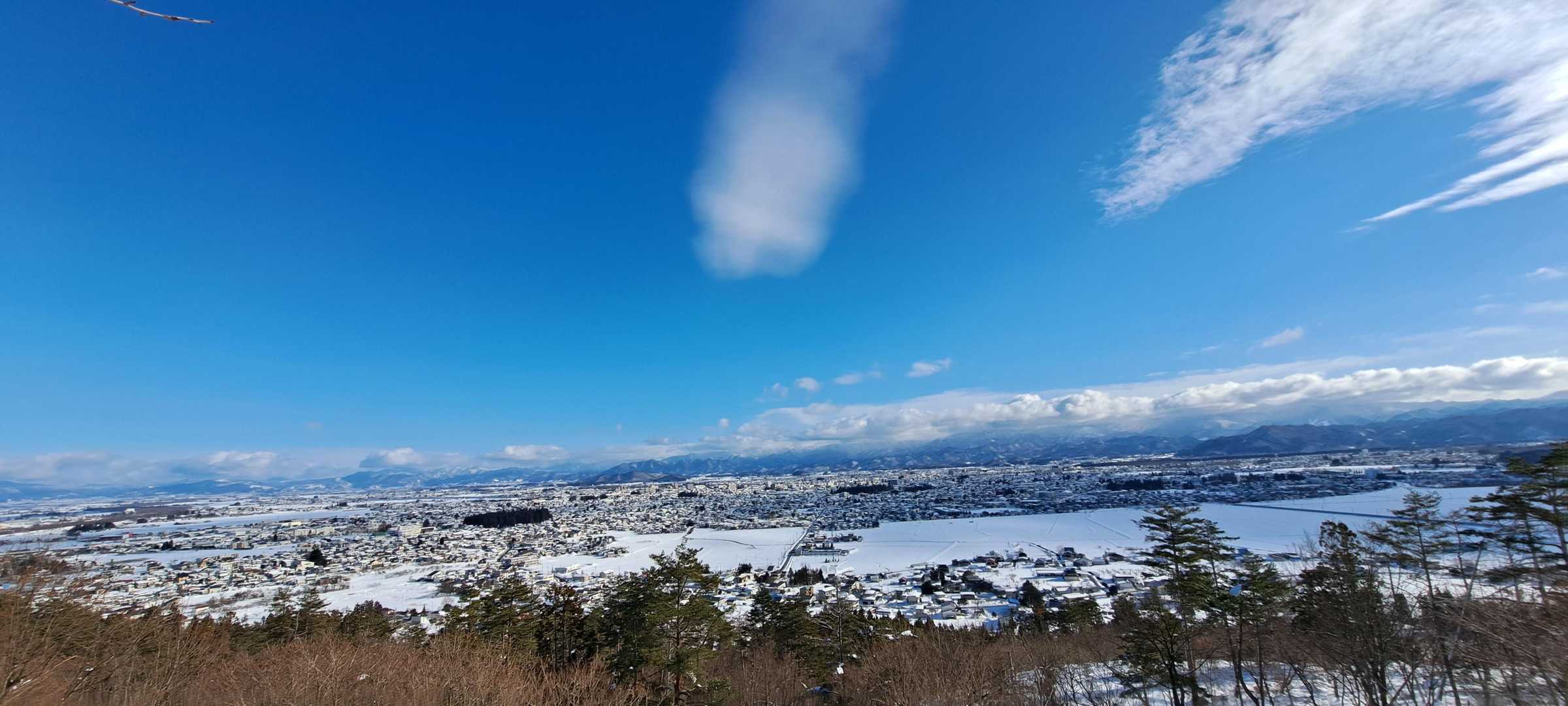 ちょっと登ると、一望ポイント