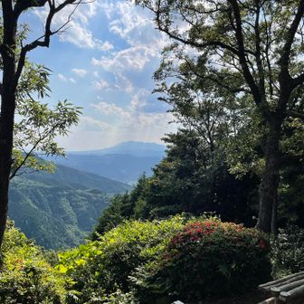 大船山？かな？？この時点では翌日の朝駆け決行しようと計画していたんだけどね…