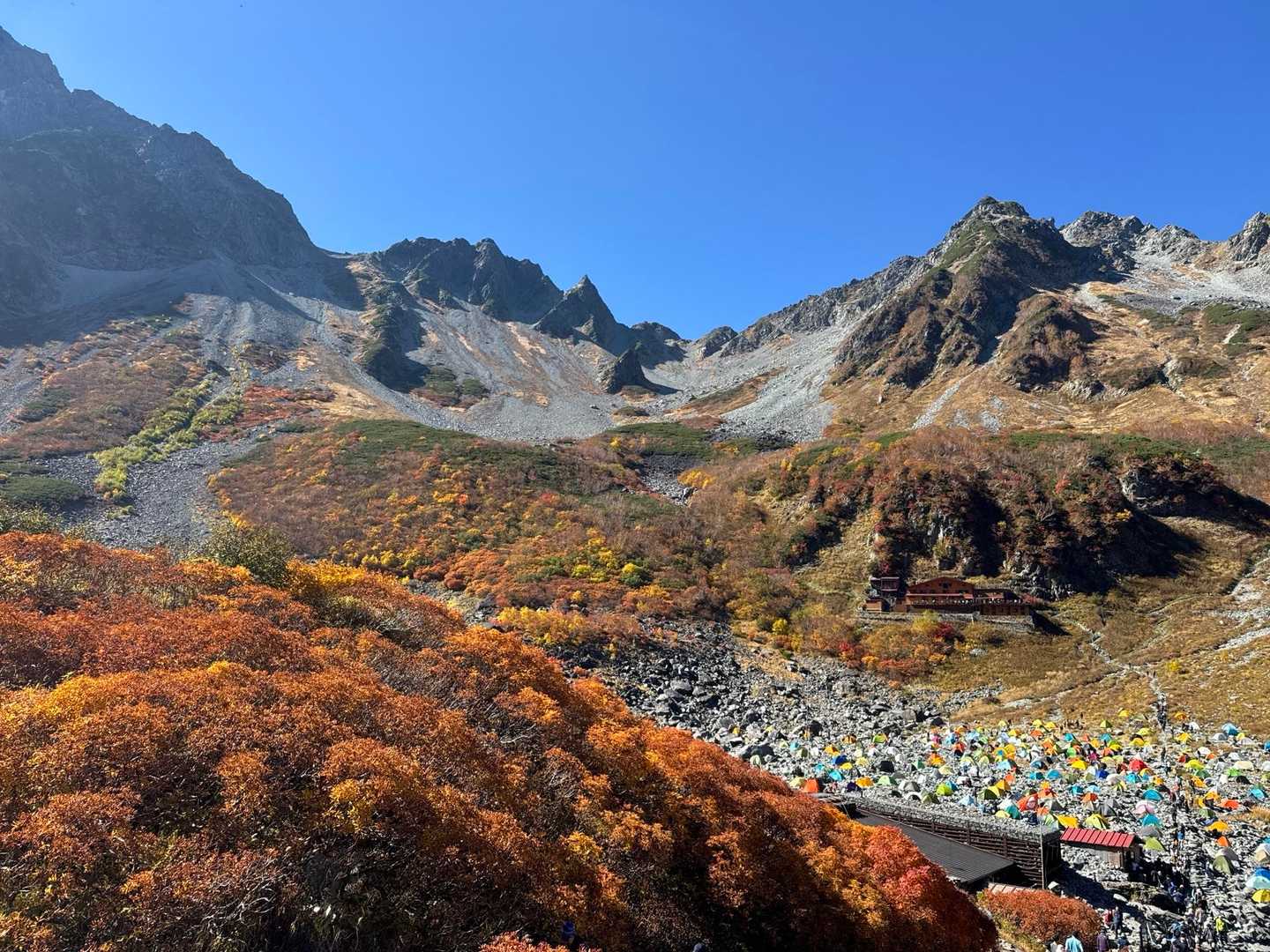 涸沢カールの紅葉🍁