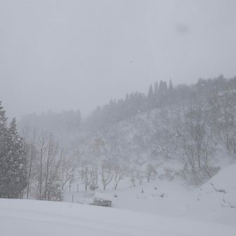 寒波襲来🌀🌀🌀
雪国の本領発揮❄️❄️❄️❄️❄️
ほどほどにして欲しい🙏

週末までは
気をつけましょ〜

お疲れさまでした🙂