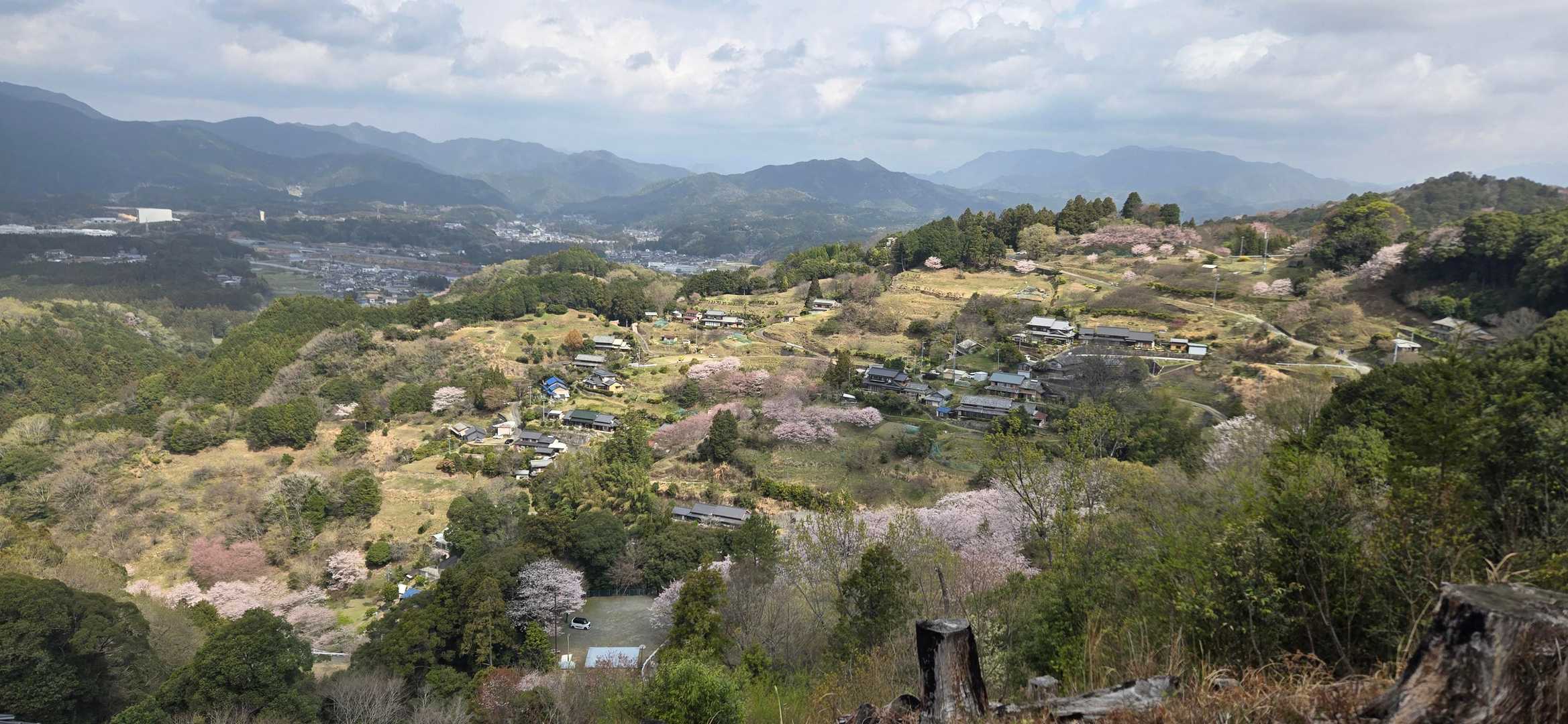 船着山-松山峠-常寒山-万燈山 周回コースの写真