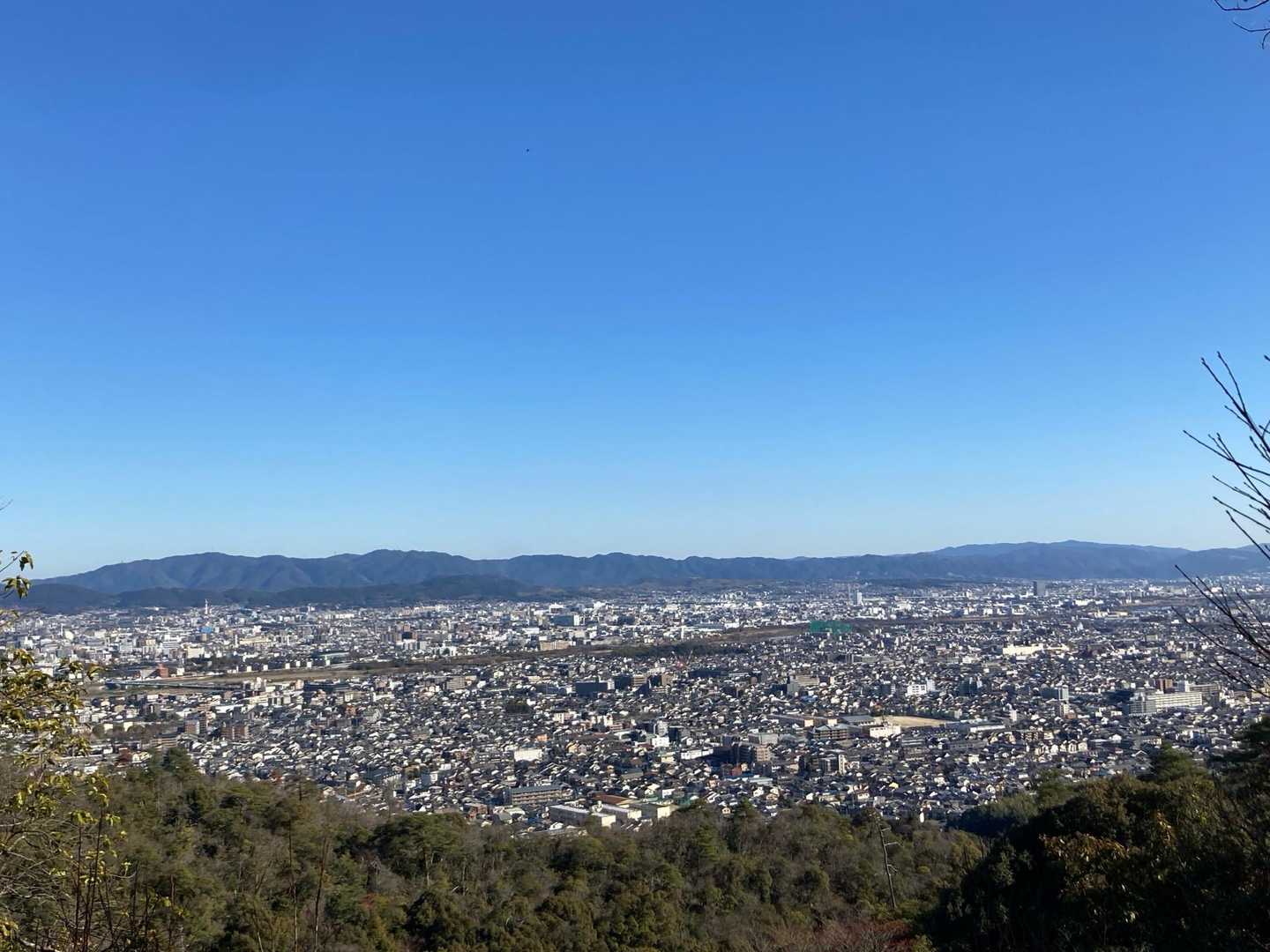 山頂でもないのに、途中途中で気持ちいい景色が広がる