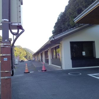 道の駅宇津ノ谷。ここで10分ほど休憩。