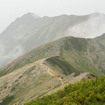 水晶岳か