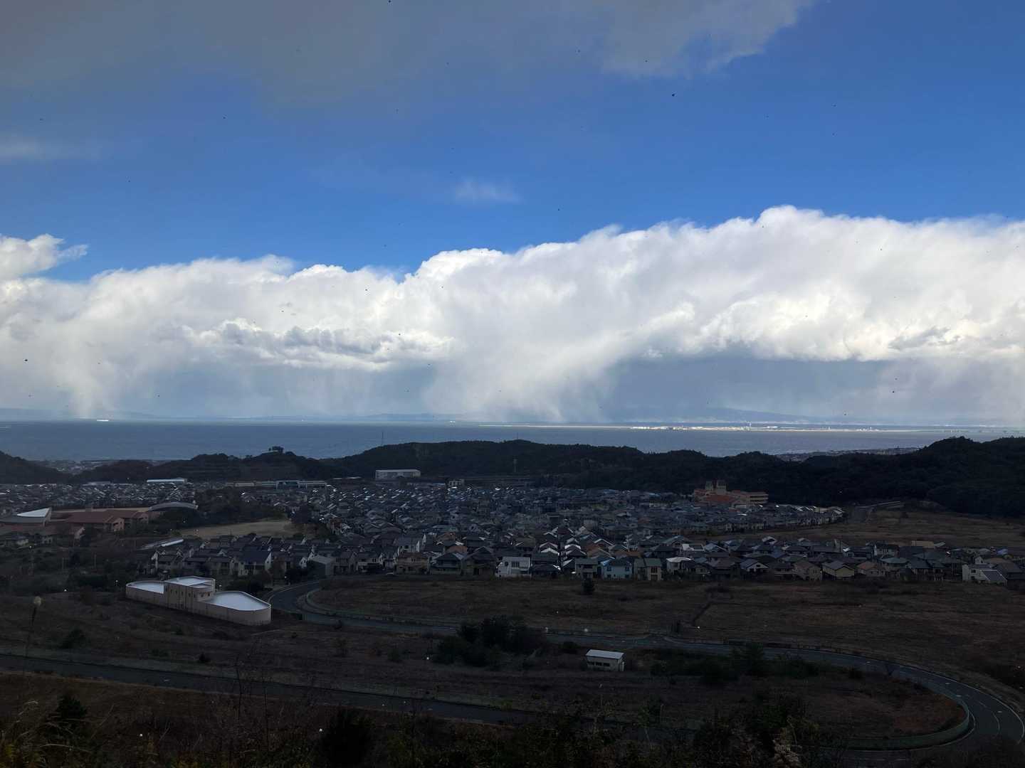 帰りに雪雲に遭遇！