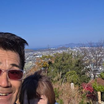 今日は、かなりゆっくり目で登ります、いつもですが❗️

無表情に徹底(笑)
