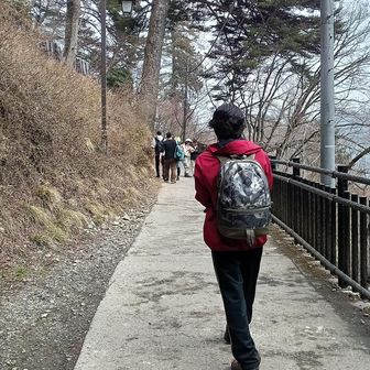 ケーブル乗り場へ