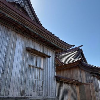 綺麗に修復された上宮