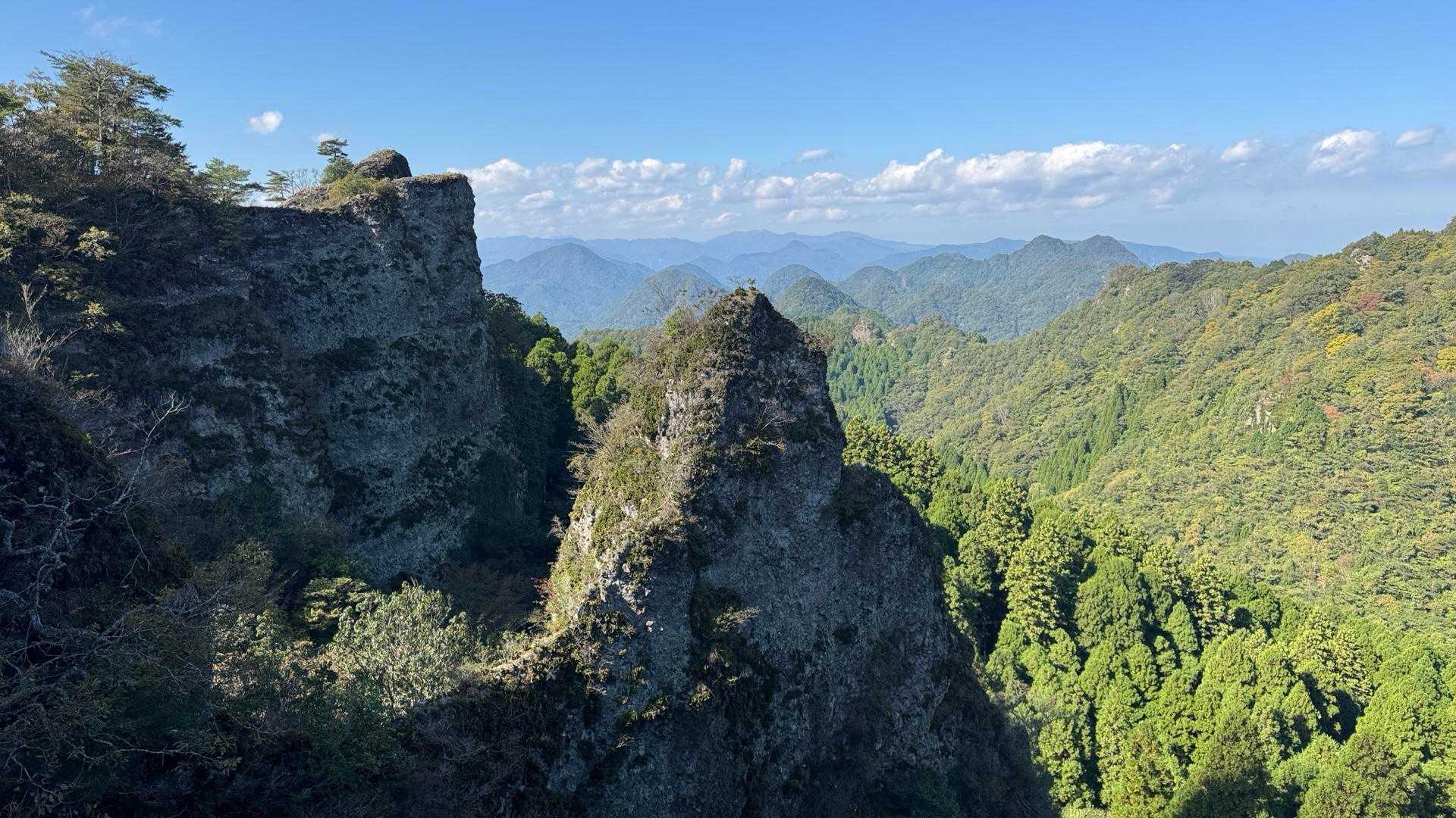 第二登山口-鹿嵐山中央登山口-鹿嵐山-地蔵峠 周回コースの写真