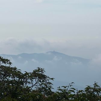 宝筐山⛰️
幻想的だね✨