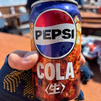 コーラで🥂