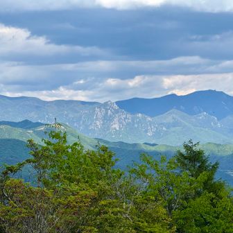 天女山からの瑞牆山と金峰山⛰️