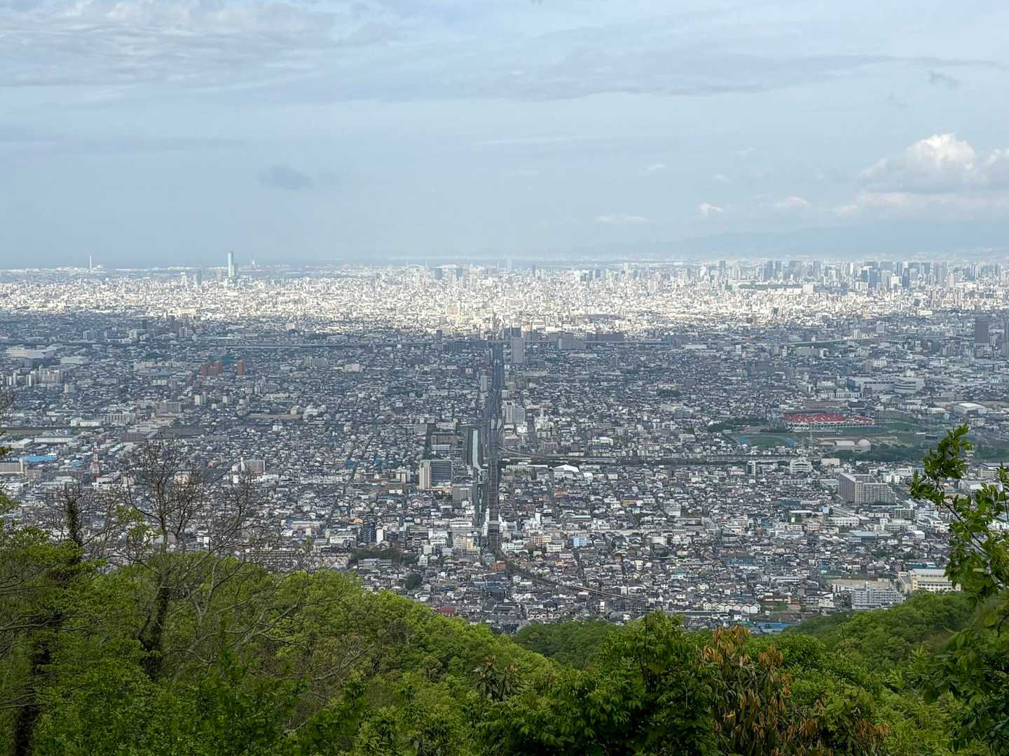 良き眺望✨
🛤️近鉄奈良線が真ん中にドーン❗️