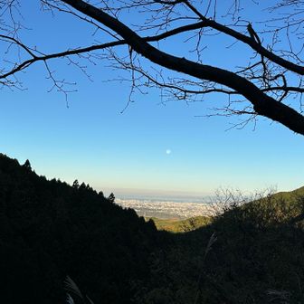 ダイトレルートでスタート
満月🌕まだ見えてるよー