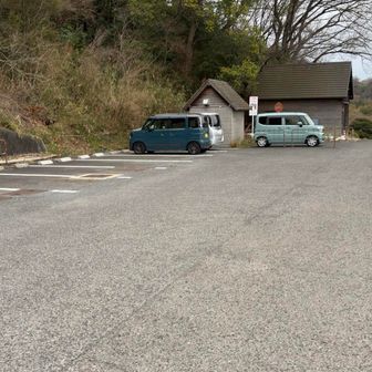 昼から雨模様なのでガラガラでした