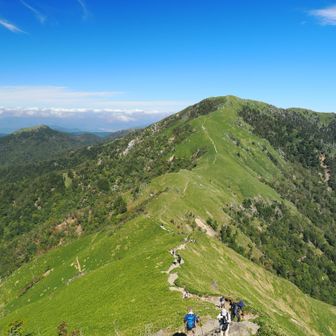 剣山方面
毎回撮るけど何回見ても綺麗な稜線
