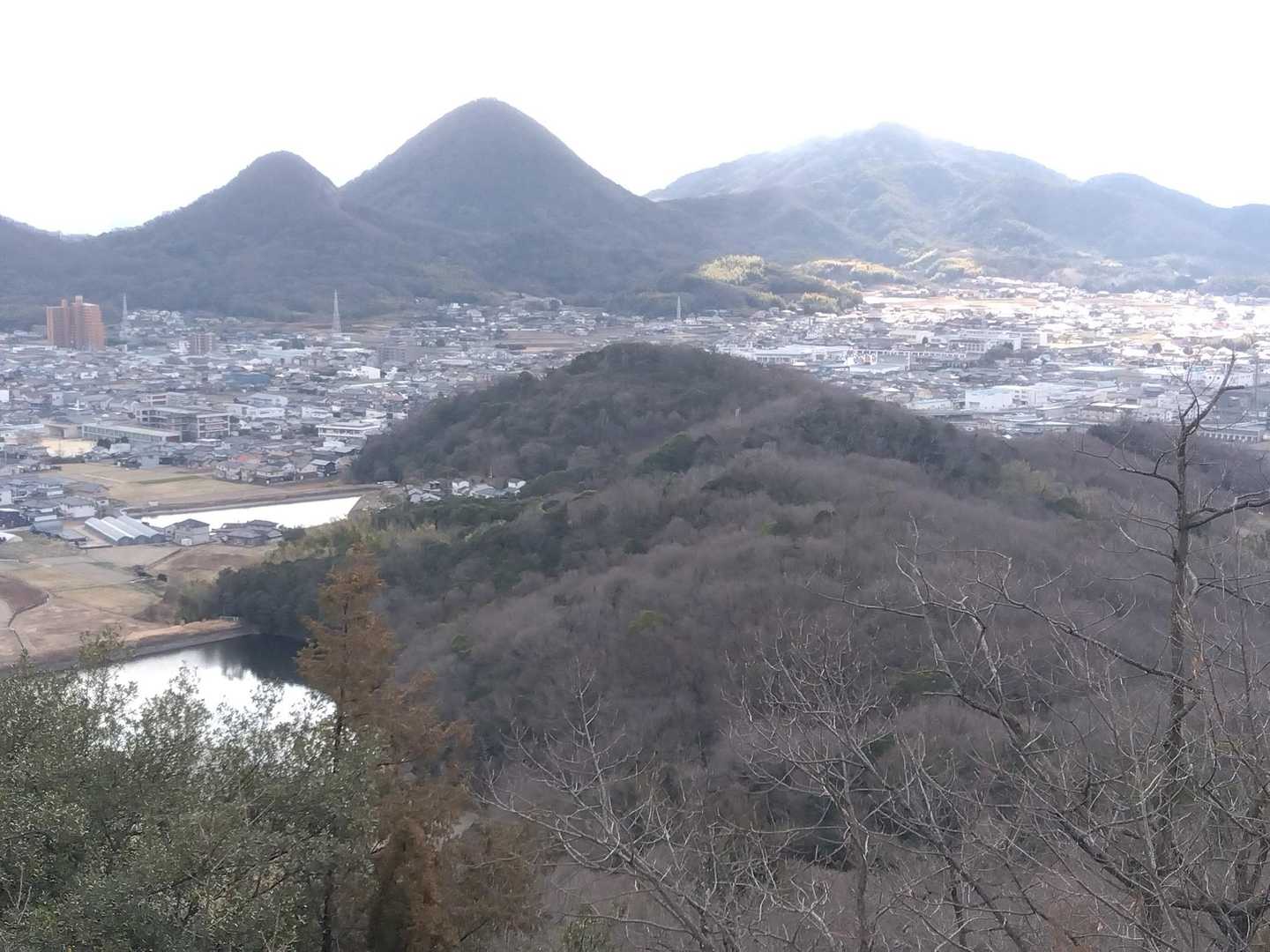 大禿山登山口-大禿山-大禿山登山口-城山-端岡山 周回コースの写真