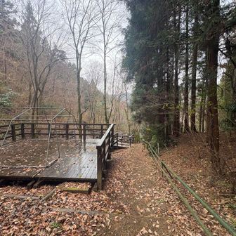 ふれあい牧場というところを通過。通過だけでも、往復する場合は料金支払いがあるようです。