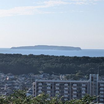 展望台から見える相島