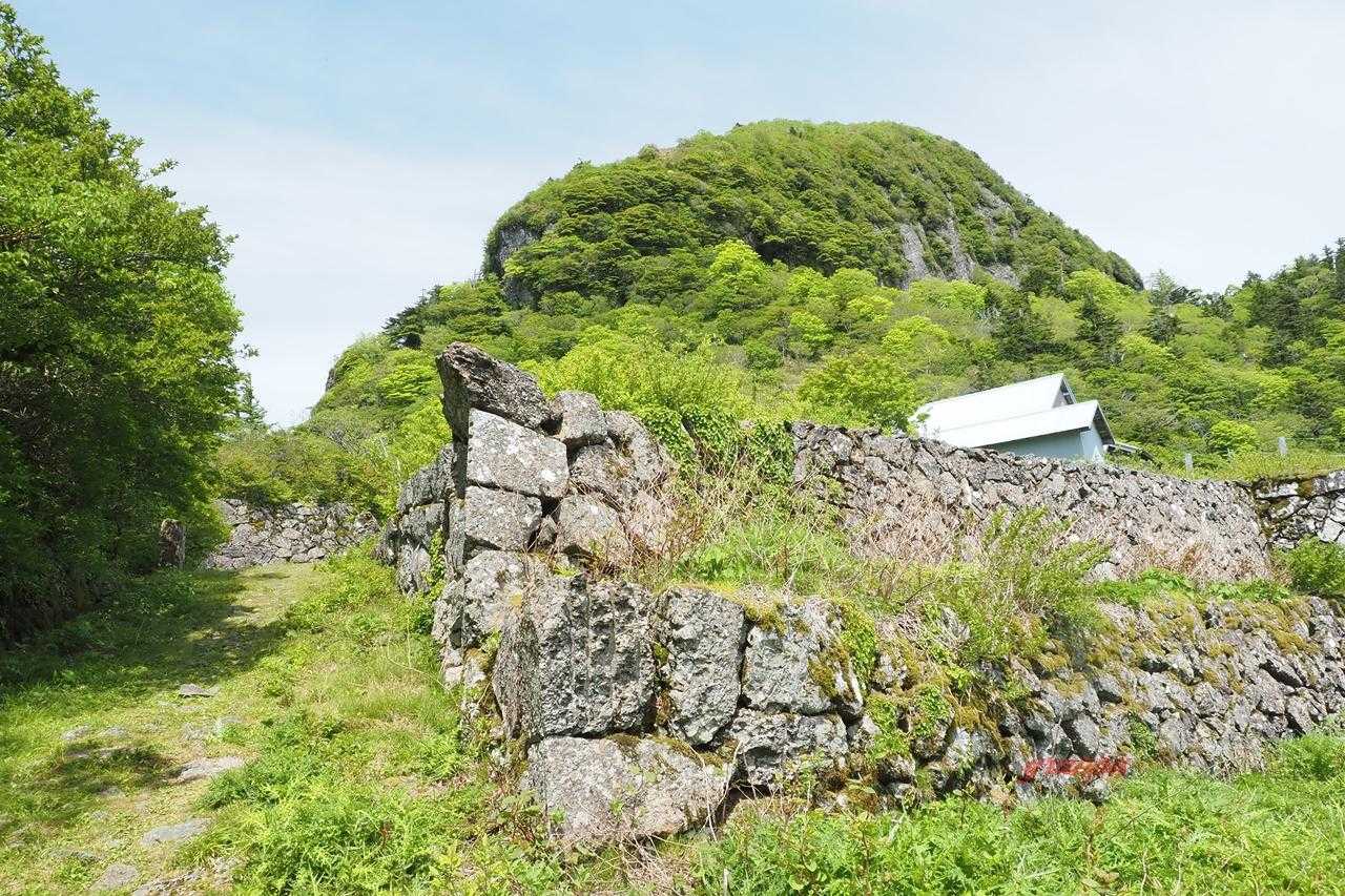 手箱越えに着いた