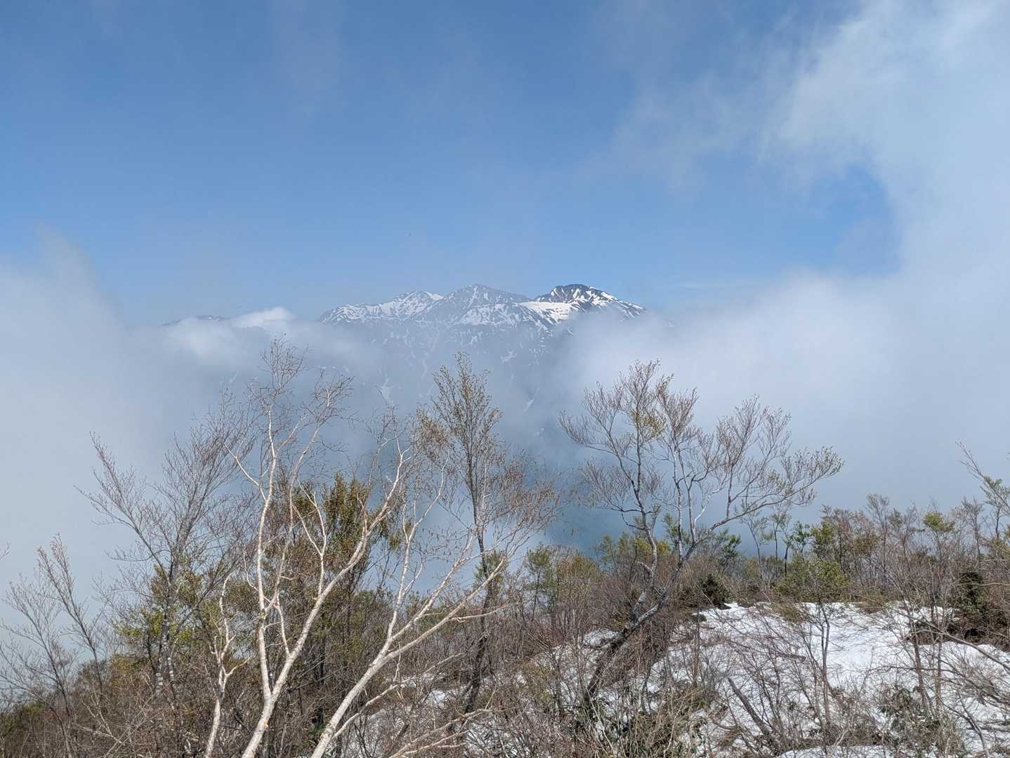 見納め大日岳
ガスって来ました