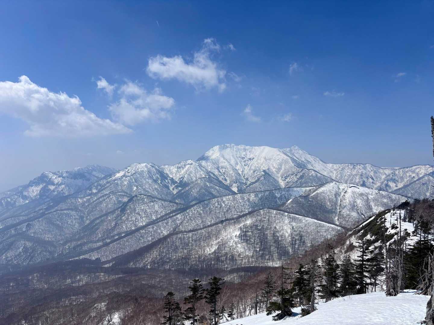 戸隠連峰と高妻山