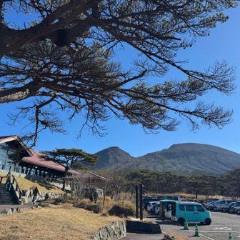 えびの高原駐車場に戻りました。