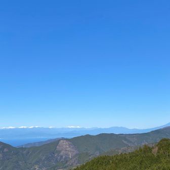 八瀬峠　後ろを振り返ったらこの絶景にビックリ
富士山から南アルプスが…良いね👍