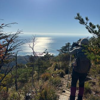 下山時の海は輝いてました✨