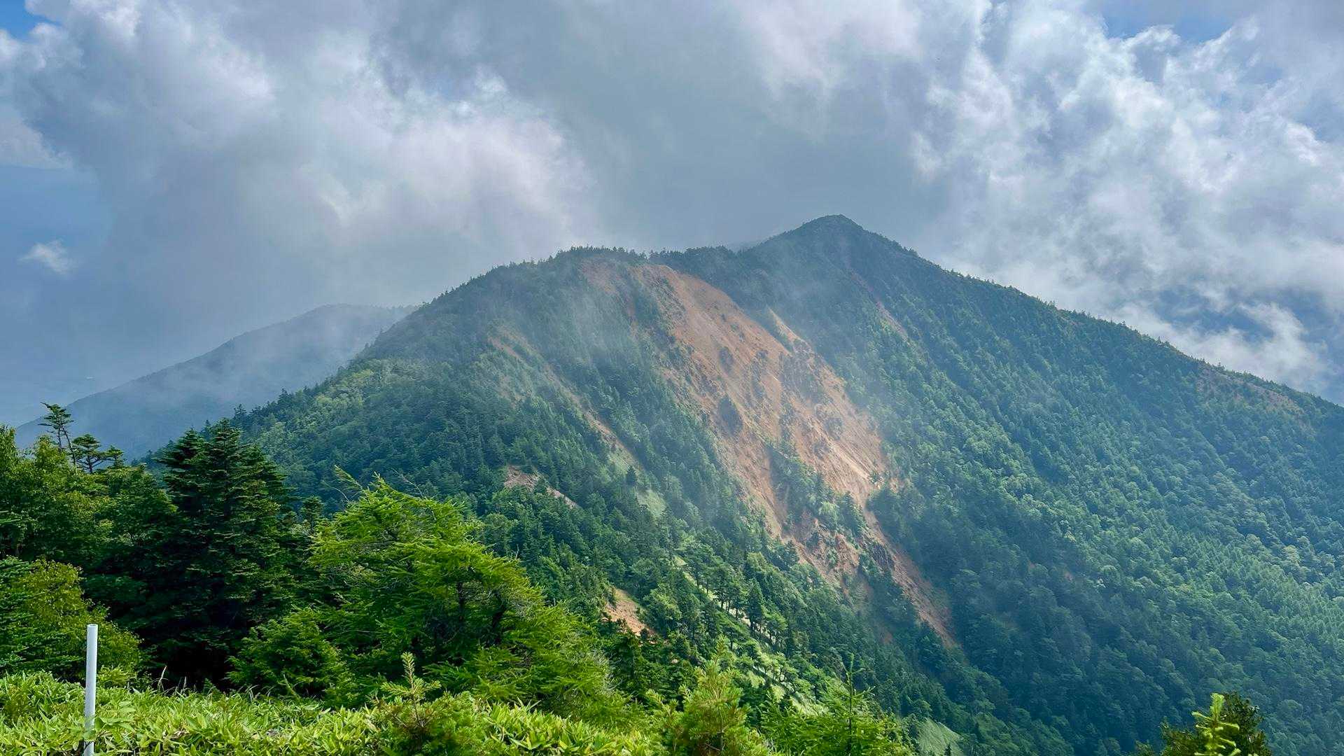 水ノ塔山