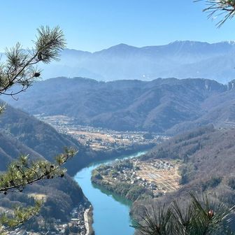 犀川とともにずっと営まれてきた山郷の暮らし。
きっと大変なこともたくさんあっただろう

