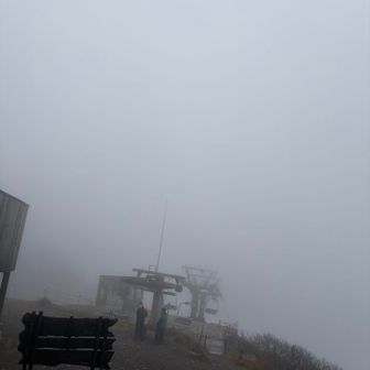 リフト乗り場へ