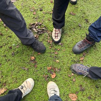 まさかのリーダー不在で、6人でスタート

逆走してきたら？というおんぶ隊長の提案に
リーダーがうごく