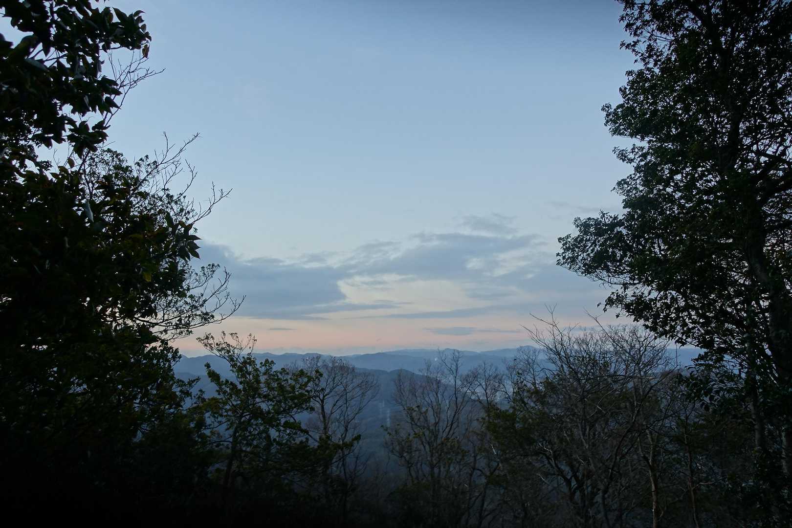 段々と空が明るくなってきた