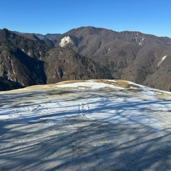 そして雁ヶ原着
雪と白砂のコンビネーション❄️