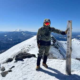 記念に撮って貰ったけど
ゴーグルが主張し過ぎてm-flo（笑）
