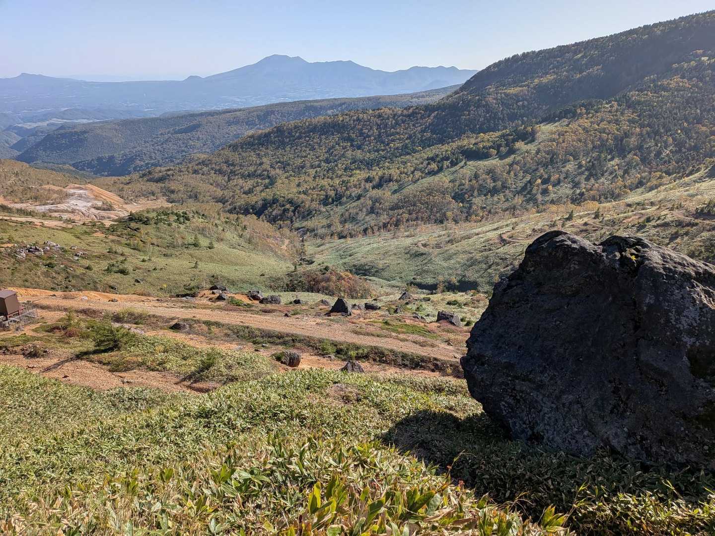 浅間山は、お釈迦様の寝姿だとか…見えますね。
