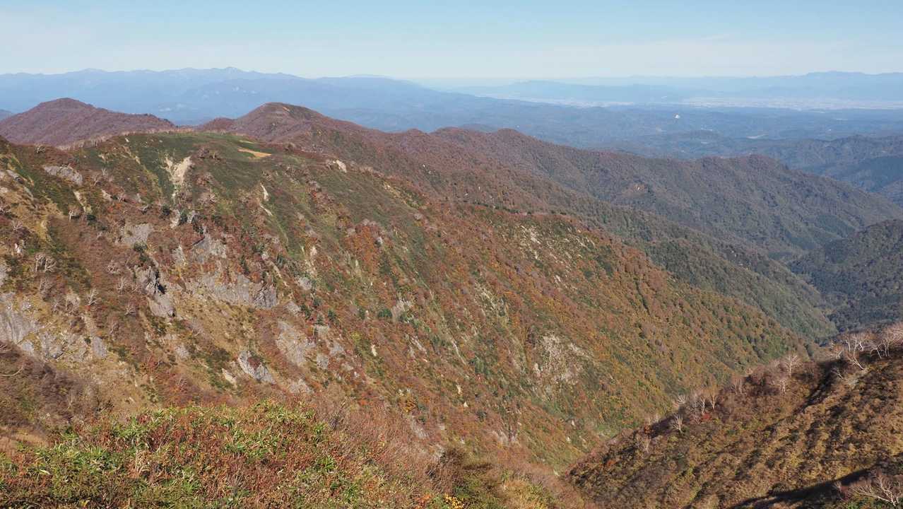 飯豊山、晩秋の稜線テン泊 の写真 13